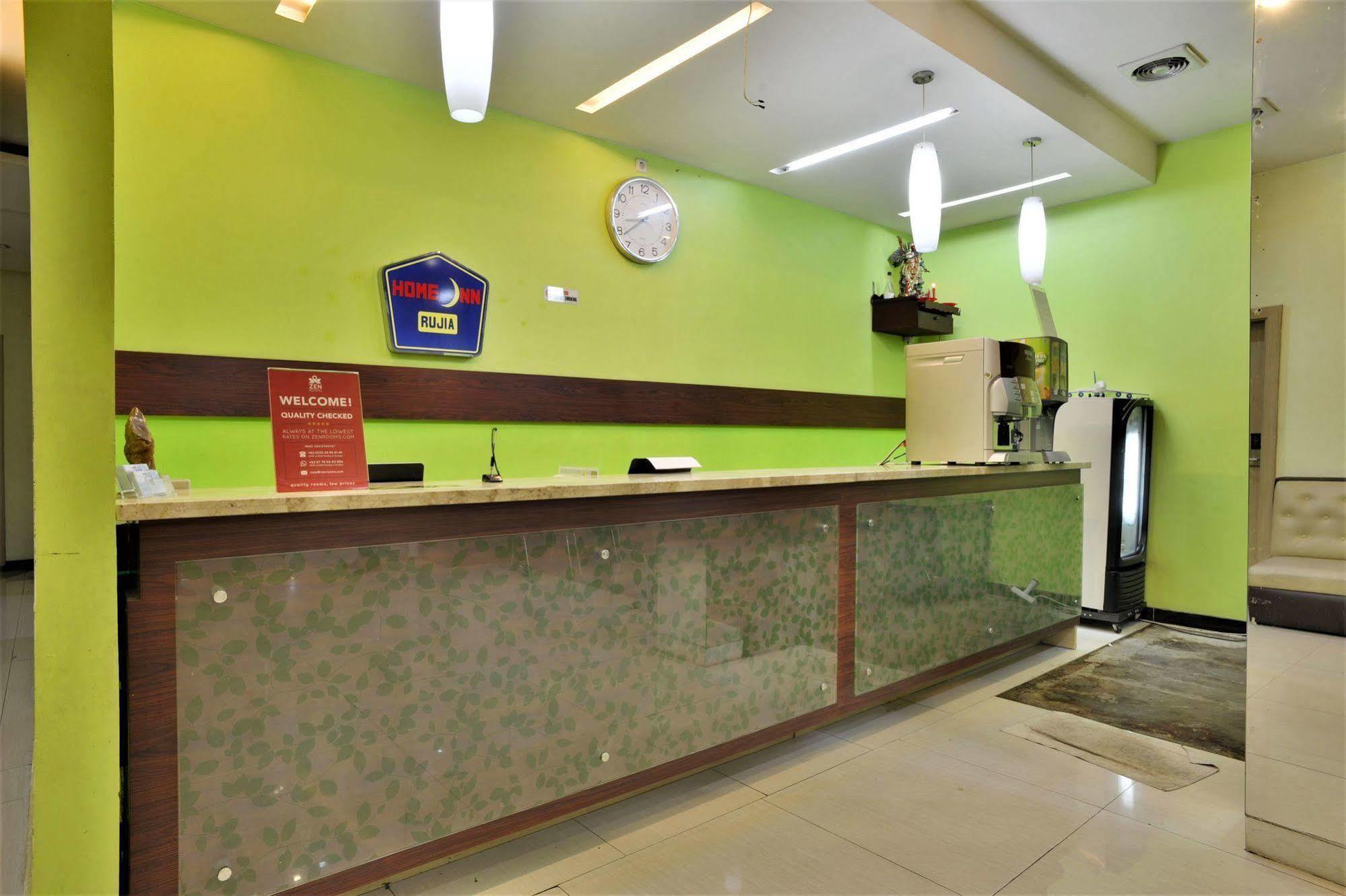 Zen Rooms Rujia Pecenongan Jacarta Exterior foto