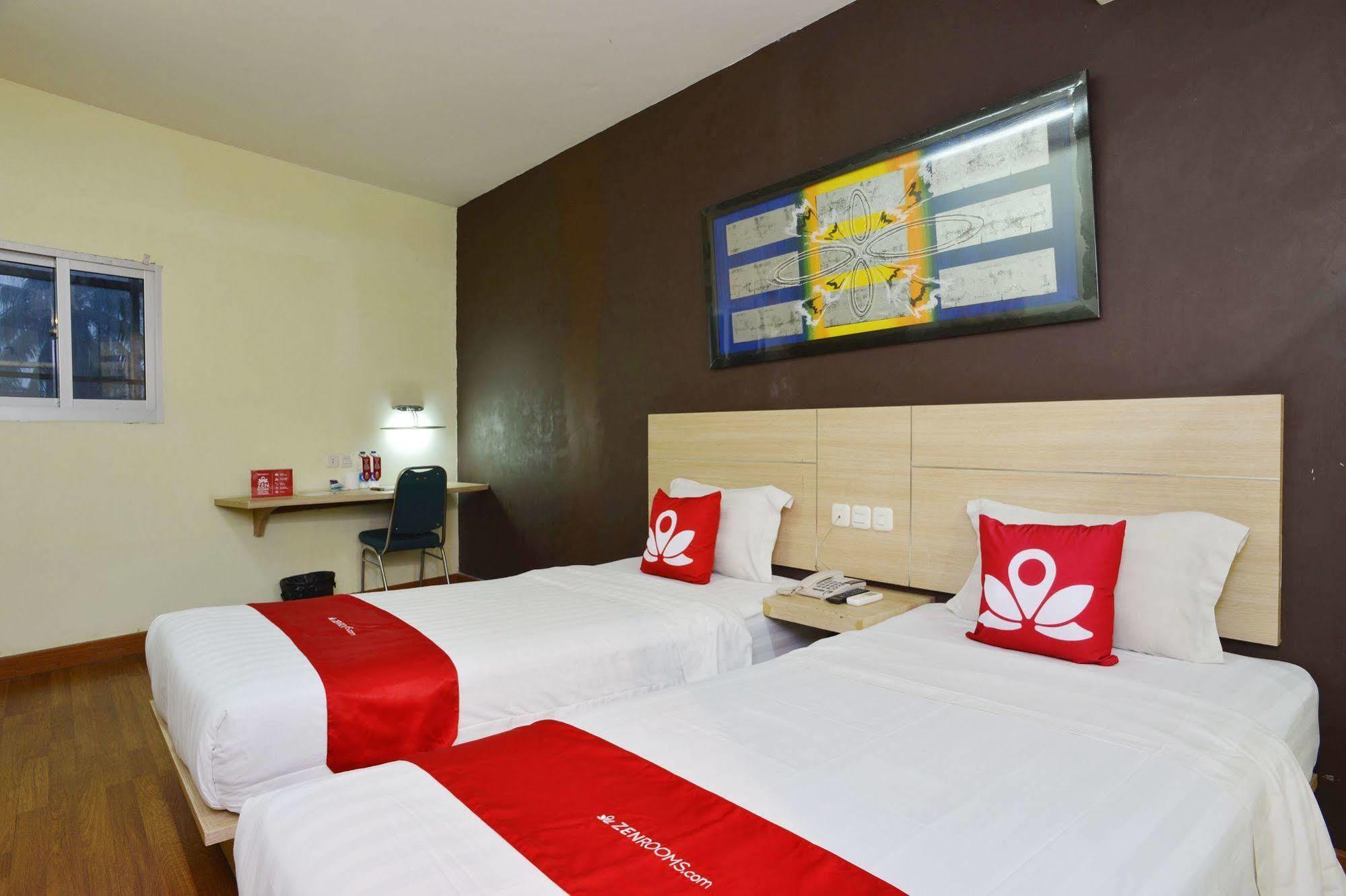 Zen Rooms Rujia Pecenongan Jacarta Exterior foto
